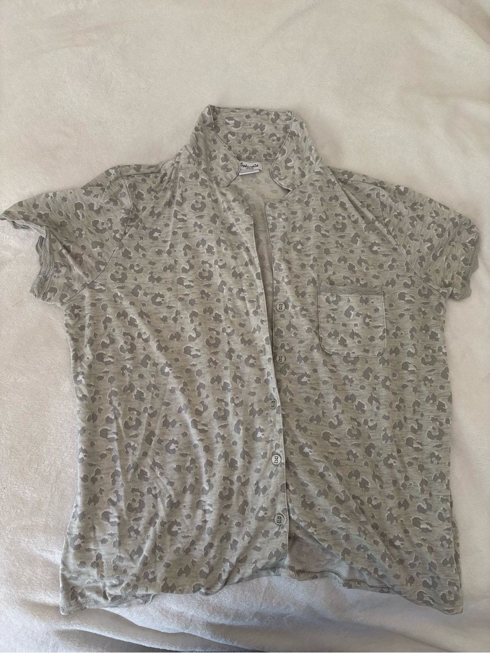 Splendid Light Gray Leopard Print Short Sleeve & Shorts Pajama Set